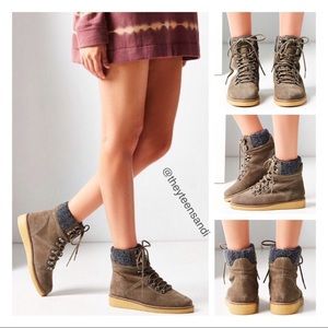 Justine Gum Sole Hiker Boot
